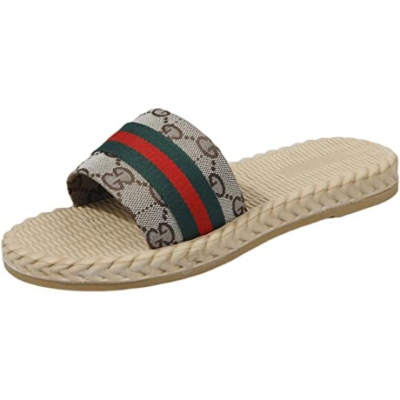 Women's shoes Nonslip Fashion Sandals Slippers Student shoes Large shoes Breathable Fashion Soft Comfortable